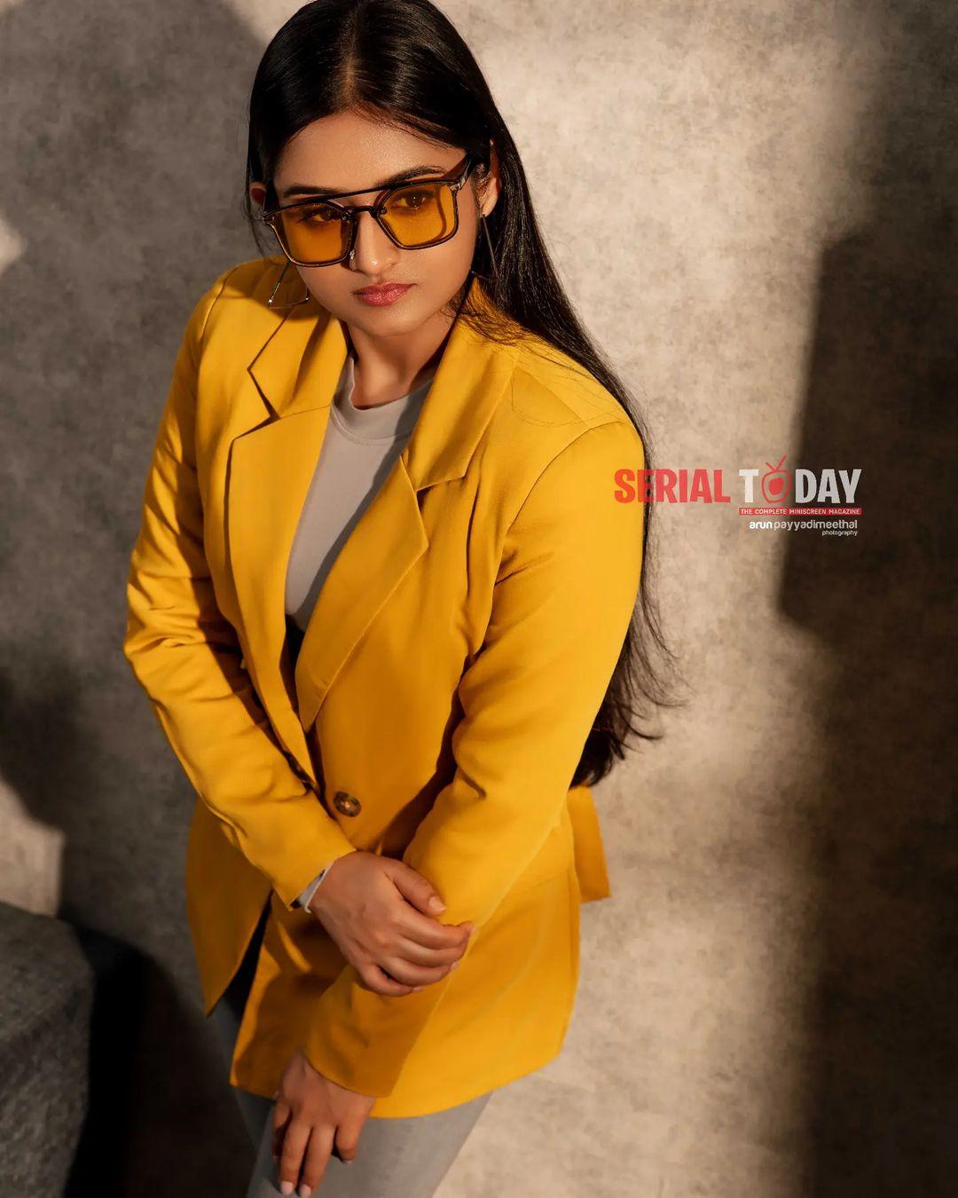 Exposing very hot photos | Gopika Anil very cute and hot photos gallery