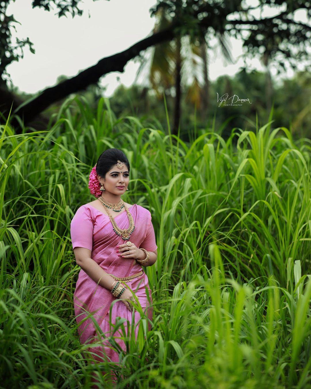 Wedding saree hot photos | Swathi Sanjeevan in bridal makeup hot and sexy photoshoot