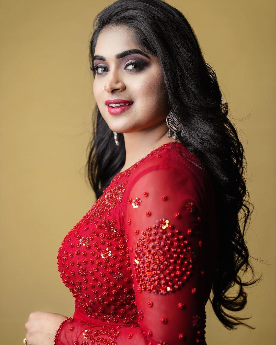 Cute and sexy photoshoot | Arathy Sojan in red dress looking very glamorous photos