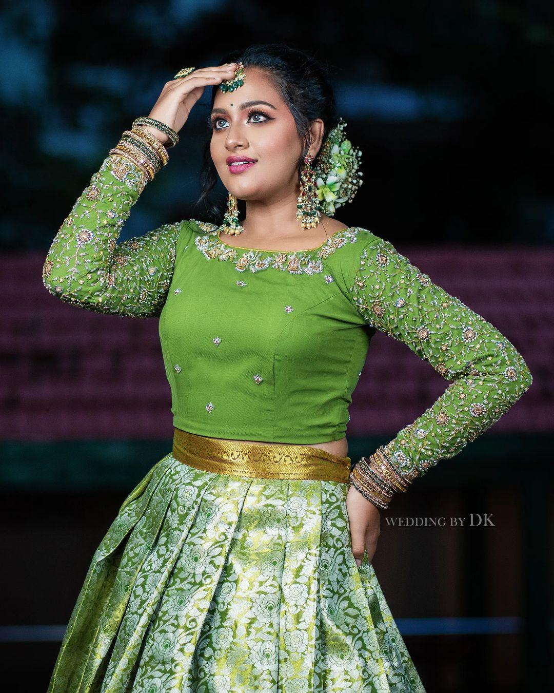 Telugu actress hot photos | Punitha balakrishnan very glamorous and cute picture