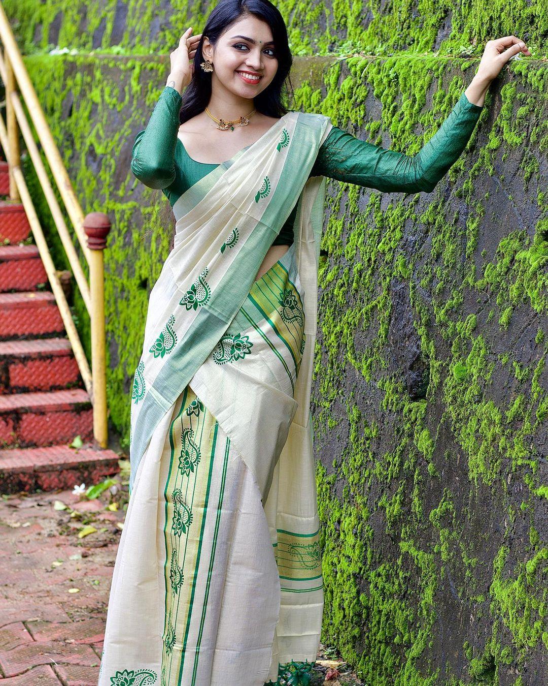 Glamorous and hot photos | Priyanka p Santhosh wearing set saree hot and sexy photoshoot