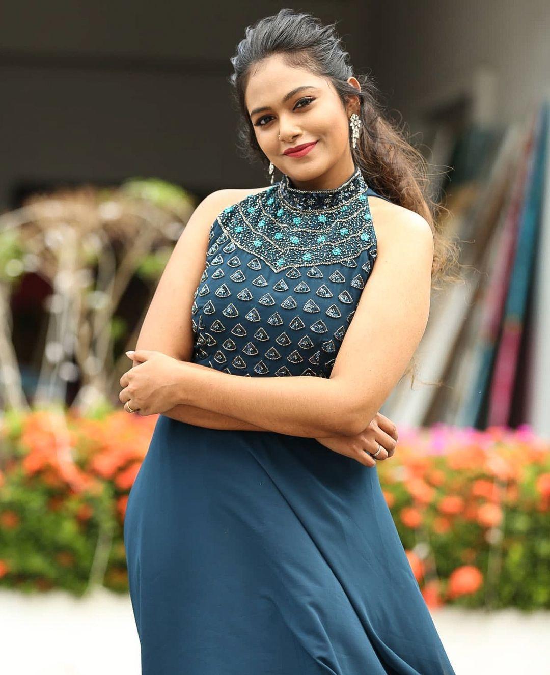 Serial Actress hot photos | Rebecca Santhosh actress hot photos gallery
