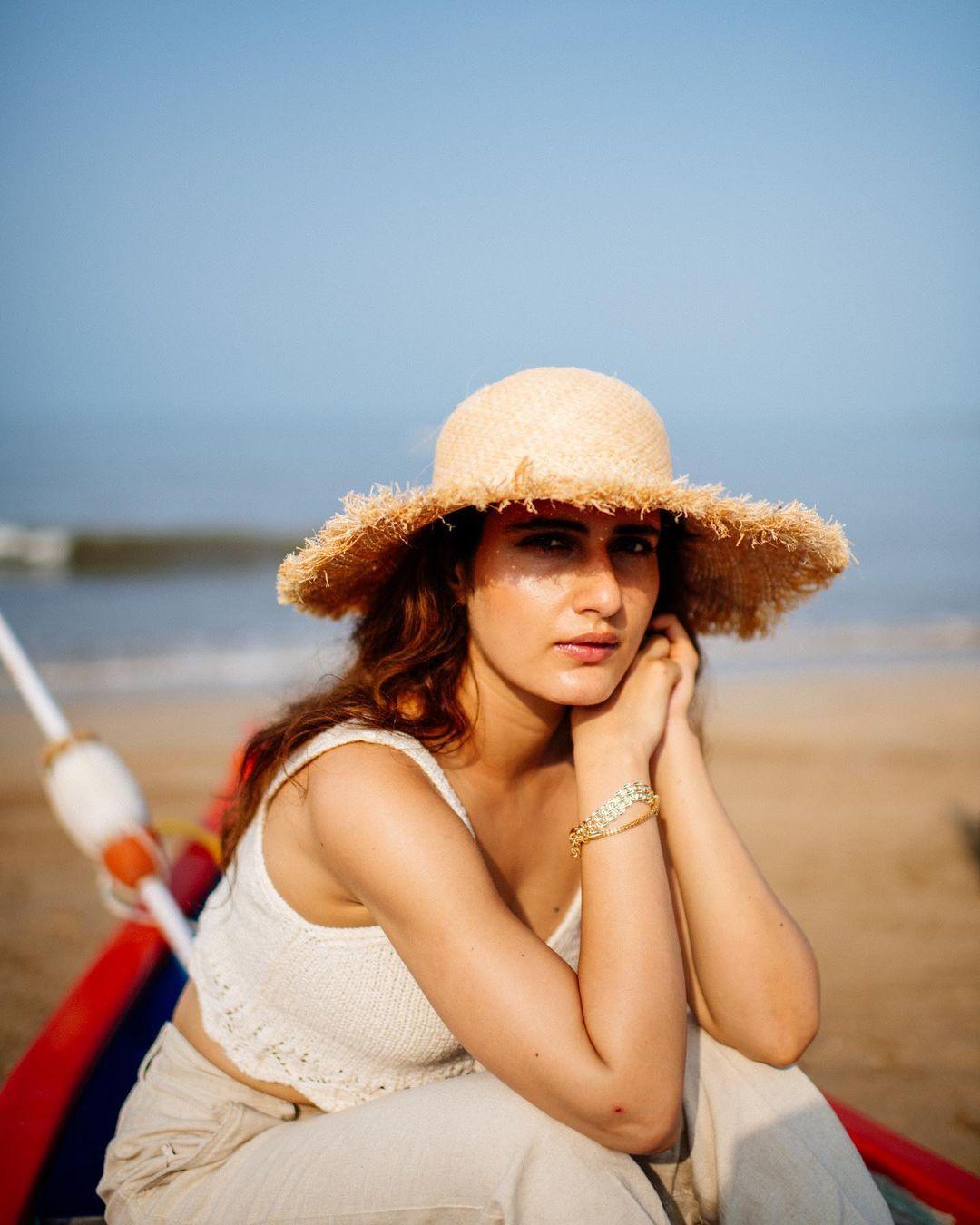 Exclusive very glamorous and cute stills | Fatima Sana Shaikh stunning very Glamorous and cute stills