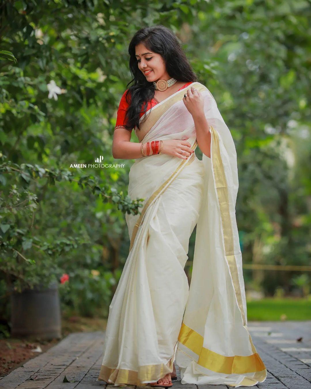 Exclusive very hot photos gallery | Aadhya Prasad in Kasavu Saree very glamorous and sexy photoshoot
