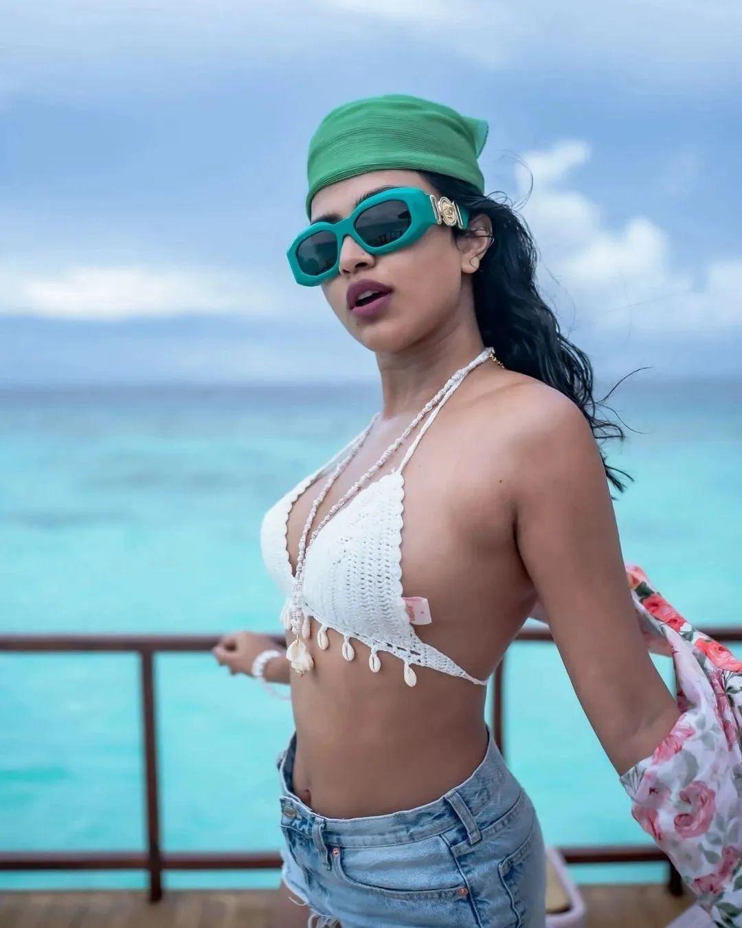 South Indian Actress hot photos | Amala paul in bikini hot and sexy photoshoot