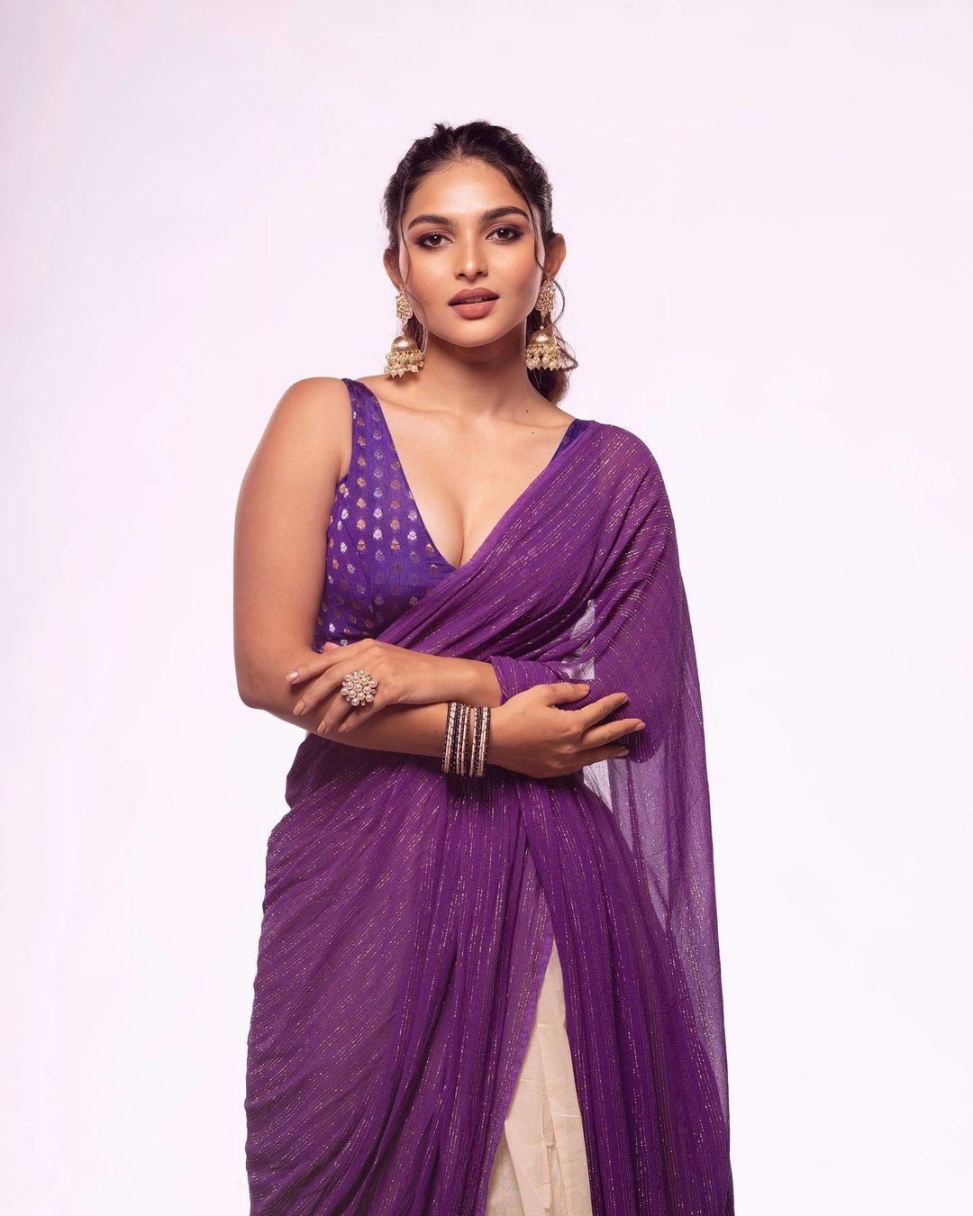 Beautiful and sexy photoshoot | kayadu lohar exclusive very hot and sexy photoshoot in half saree