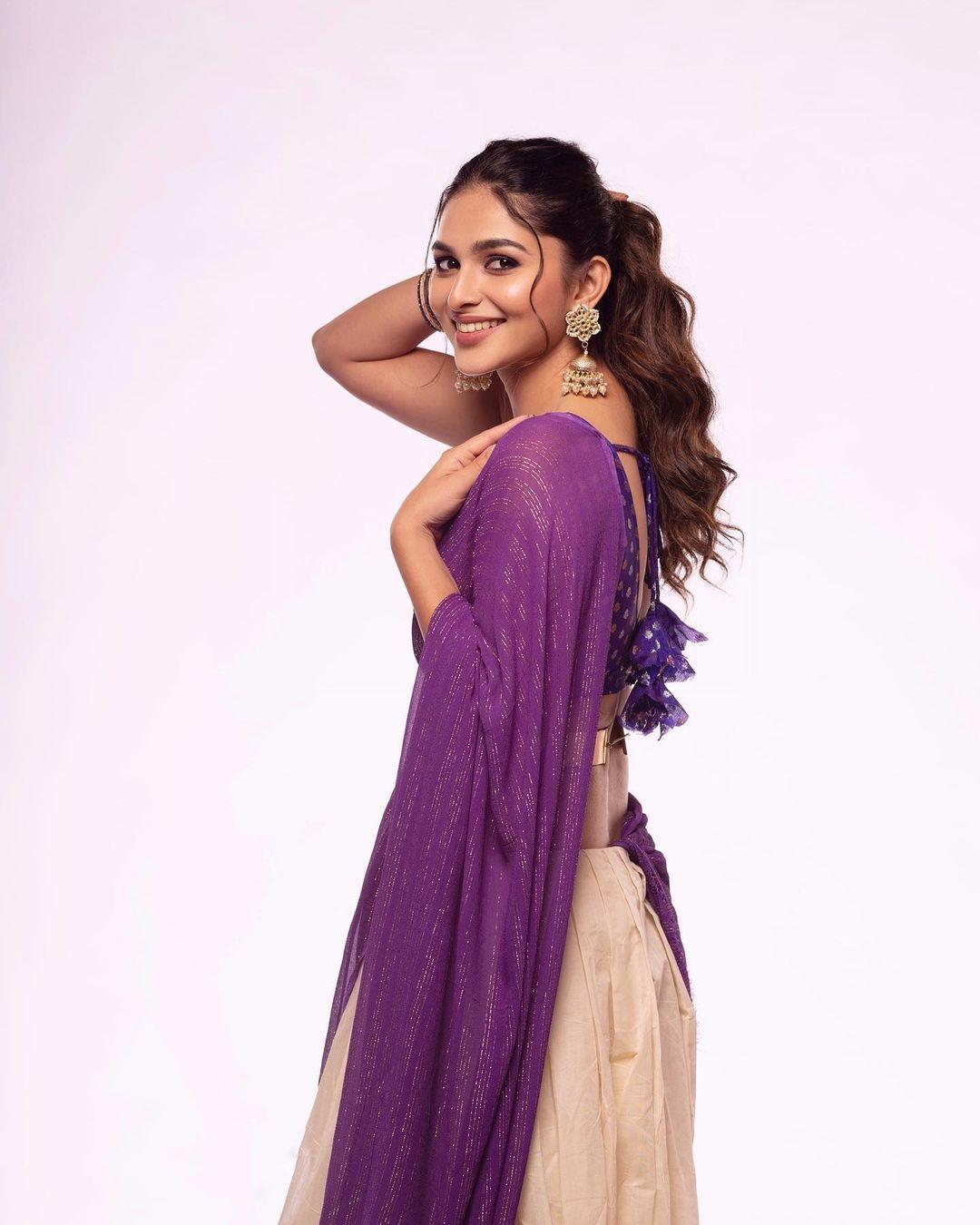 Glamorous and cute sexy photoshoot | kayadu lohar exclusive very hot and sexy photoshoot in half saree