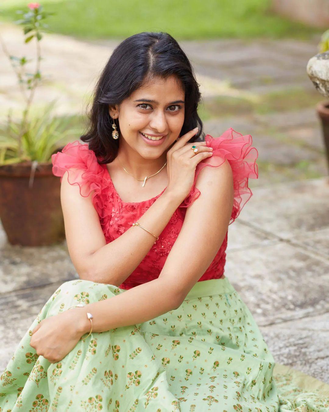 Hot and sexy photoshoot | Sravana tn exclusive very glamorous and cute picture