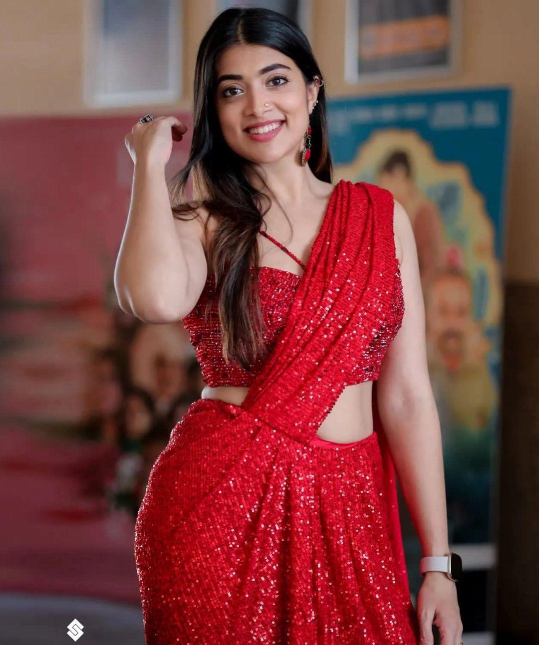 Beautiful and sexy photos | Madhuri Braganza in red saree glamorous and sexy photoshoot