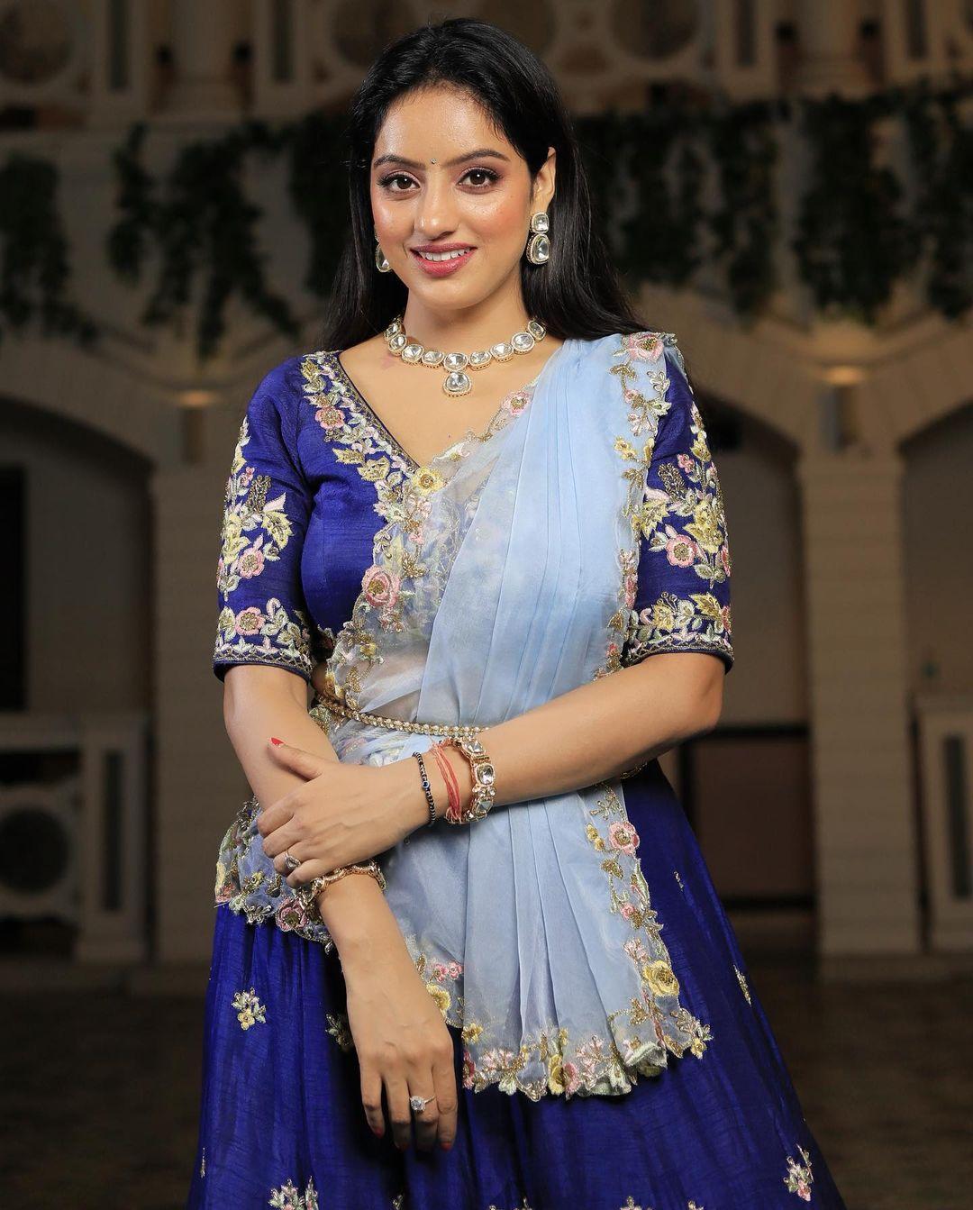 Beautiful and sexy photoshoot | Deepika Singh in half saree hot and sexy photoshoot