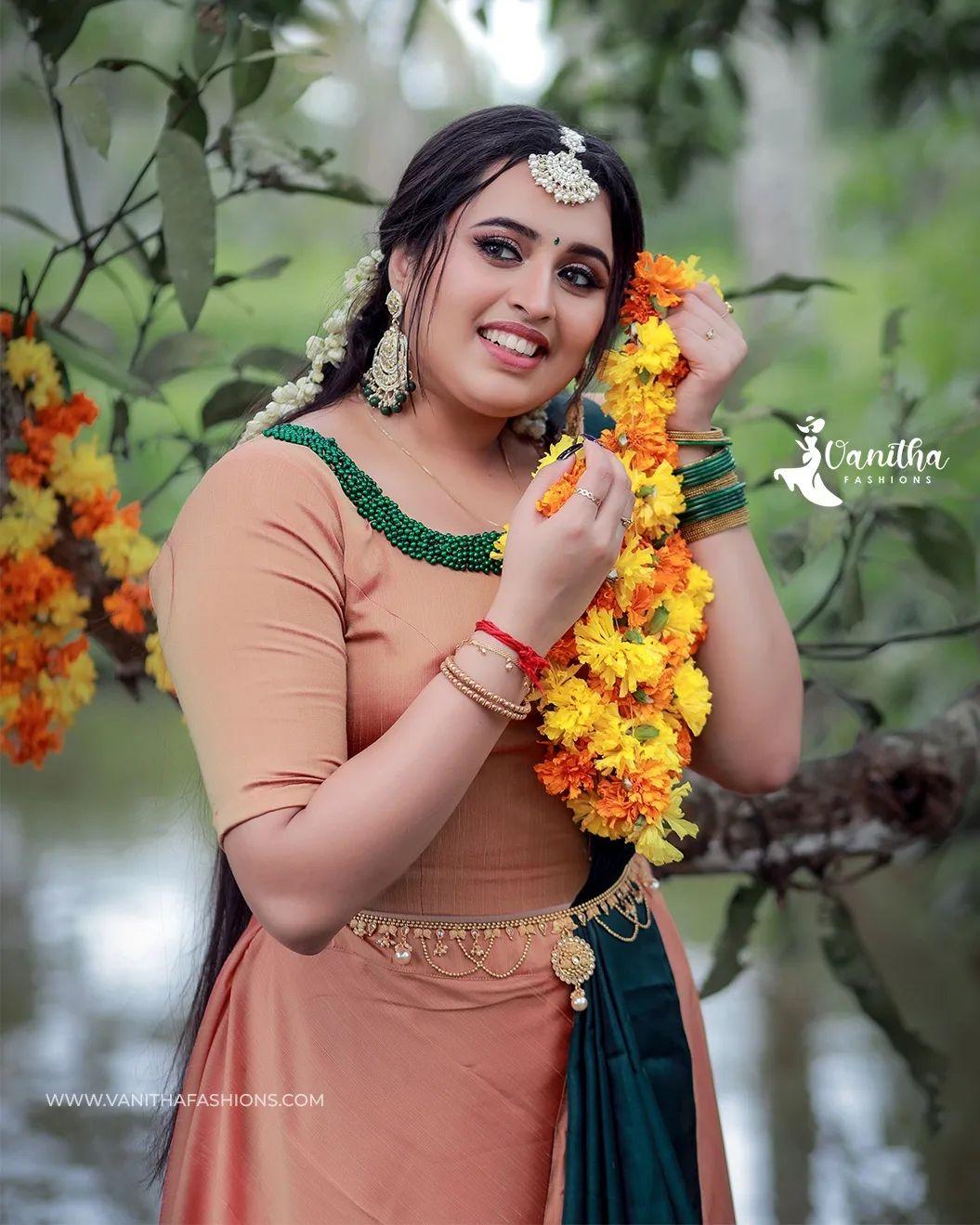 Beautiful and cute picture | Aiswarya Rajeev Onam special hot and sexy photos in Pavada and blouse