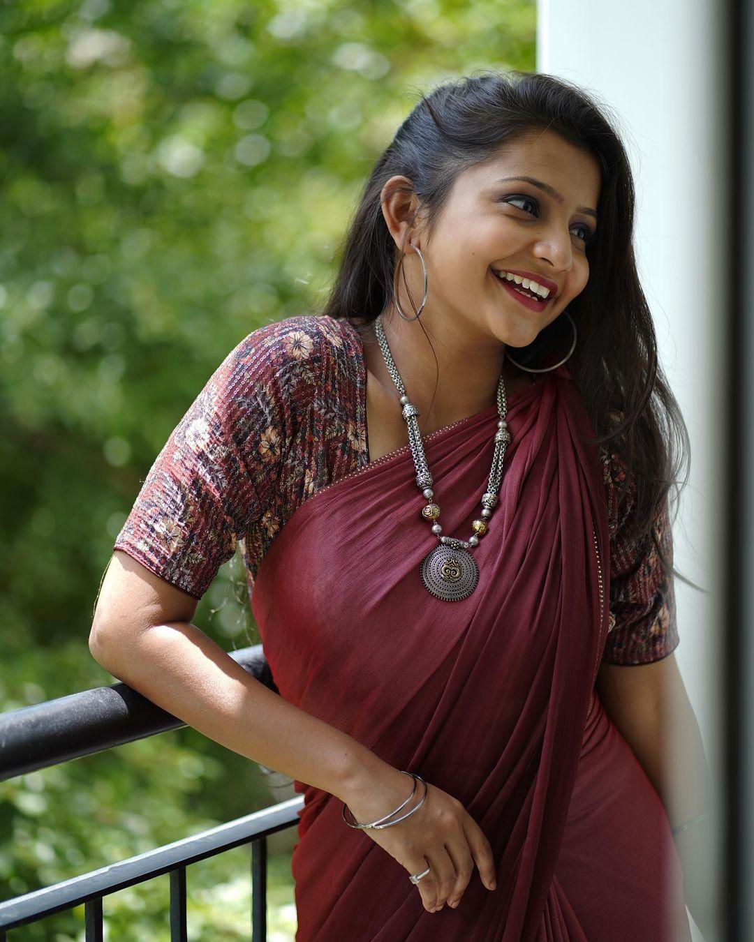 South Indian Actress hot photoshoot | Prathima t in Saree hot and spicy photos gallery