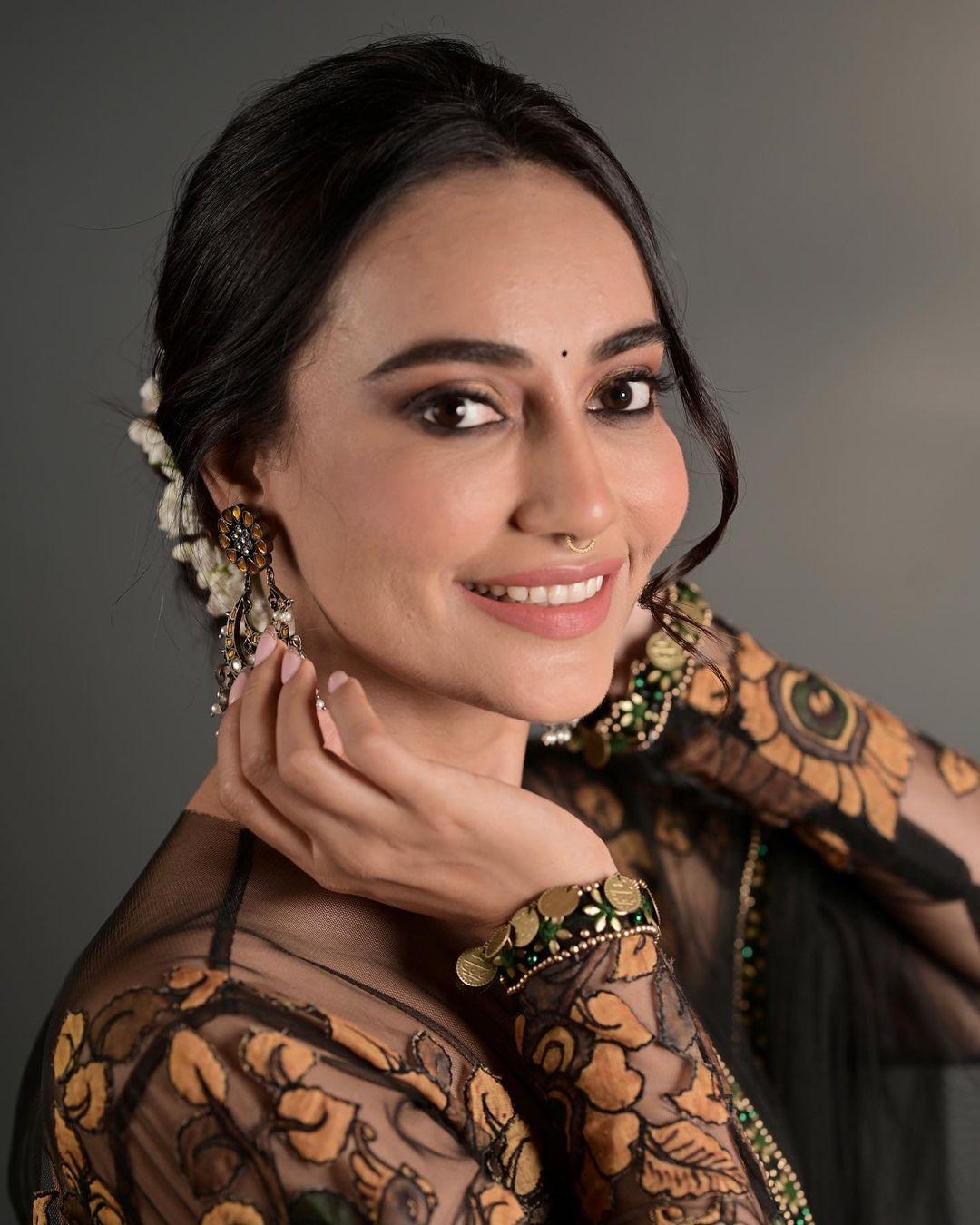 Actress hot and sexy photoshoot | Surbhi Jyoti exclusive hot and sexy photos in lehenga