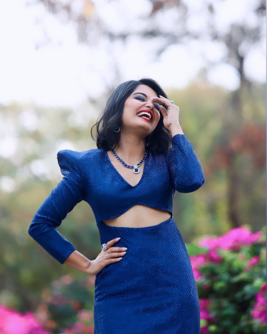 Actress photos gallery | Priyanka M Jain looking very glamorous photos