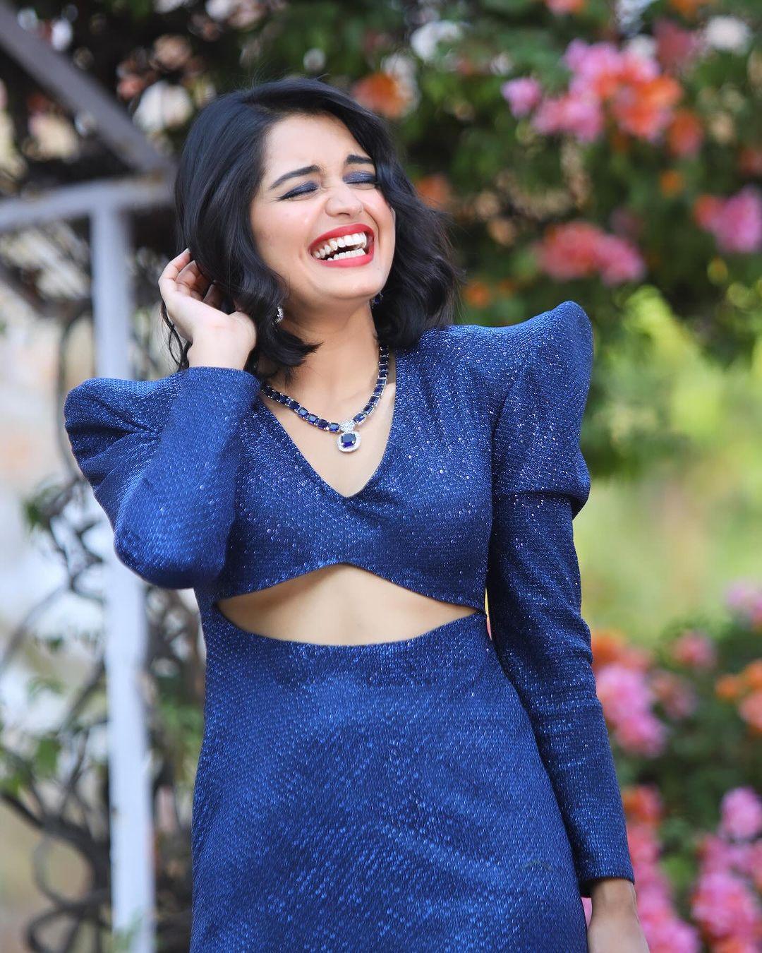 Exclusive hot photos | Priyanka M Jain looking very glamorous photos
