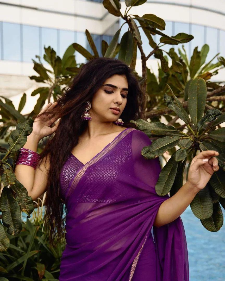 Tamil actress |Pragya Nagra looking very glamorous and cute stills