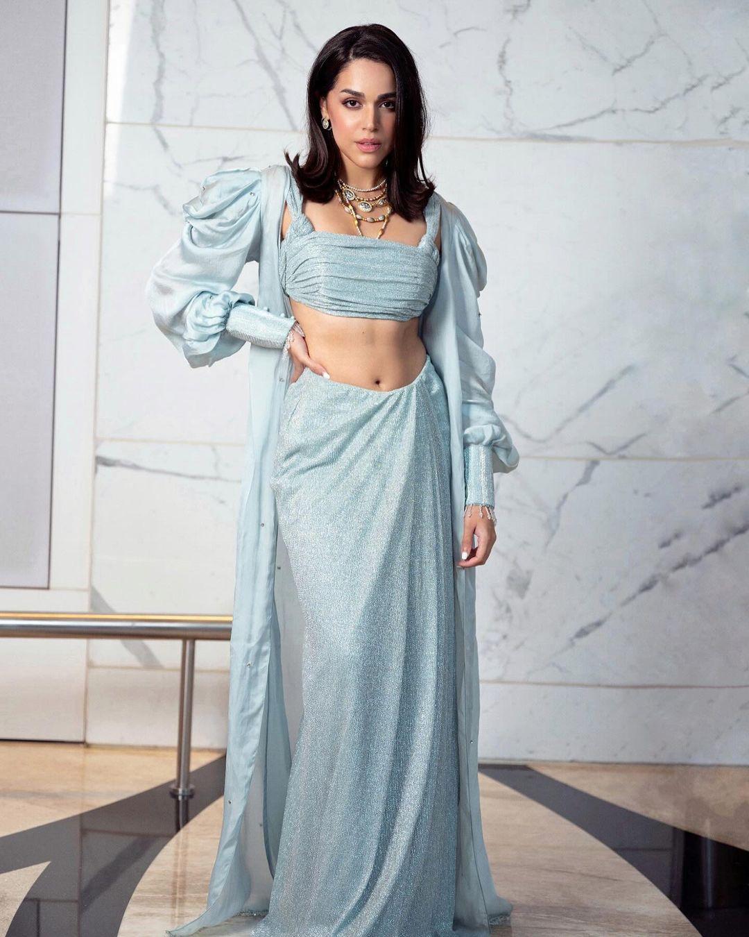 Exposing hot photos | Naila Grewal exclusive hot photos