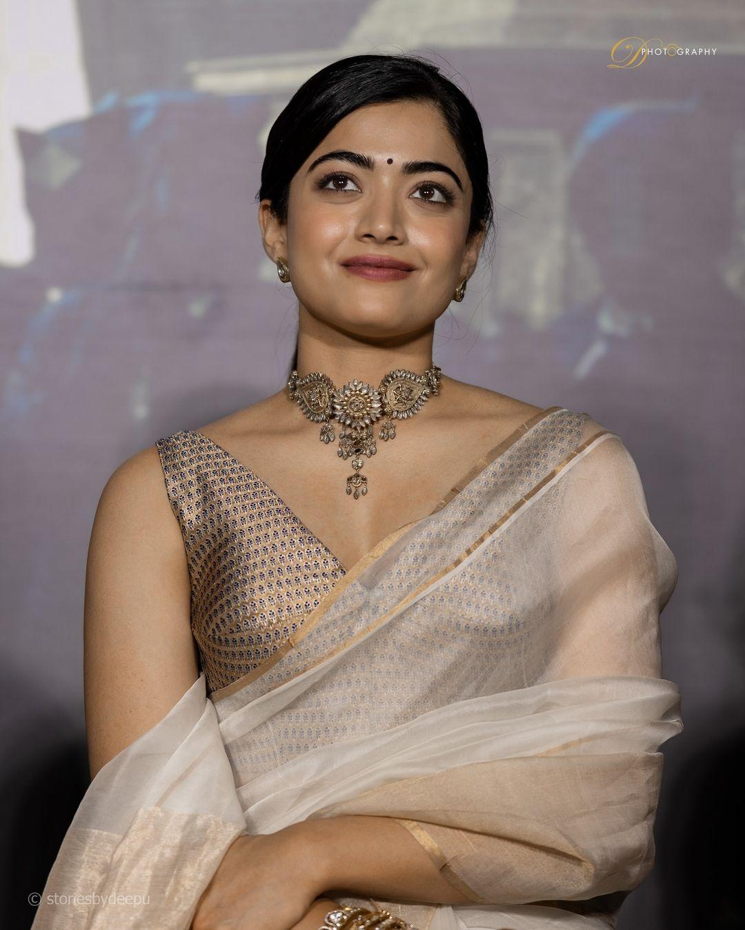 Telugu actress photoshoot| Rashmika Mandanna in saree exclusive hot photos