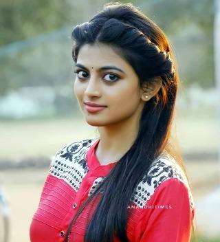 Anandhi 